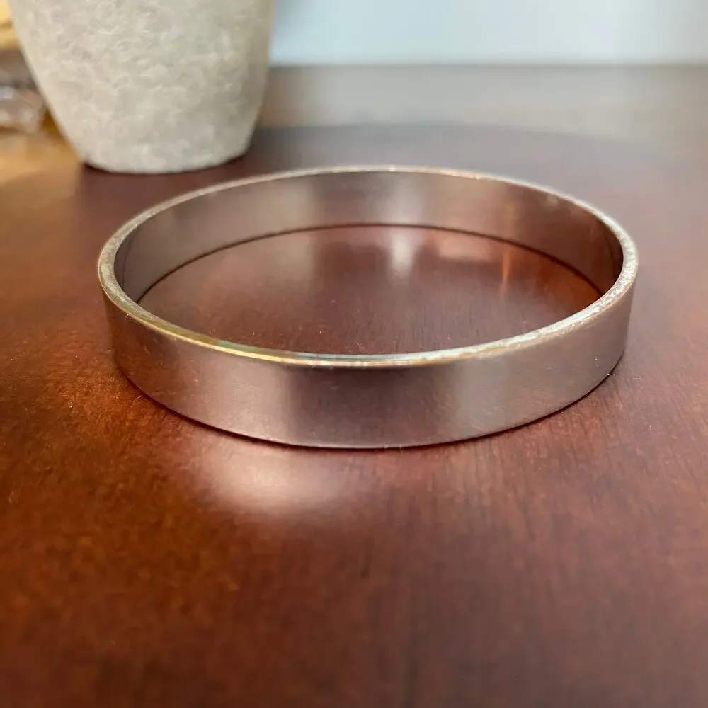 Tory Burch sleek classic